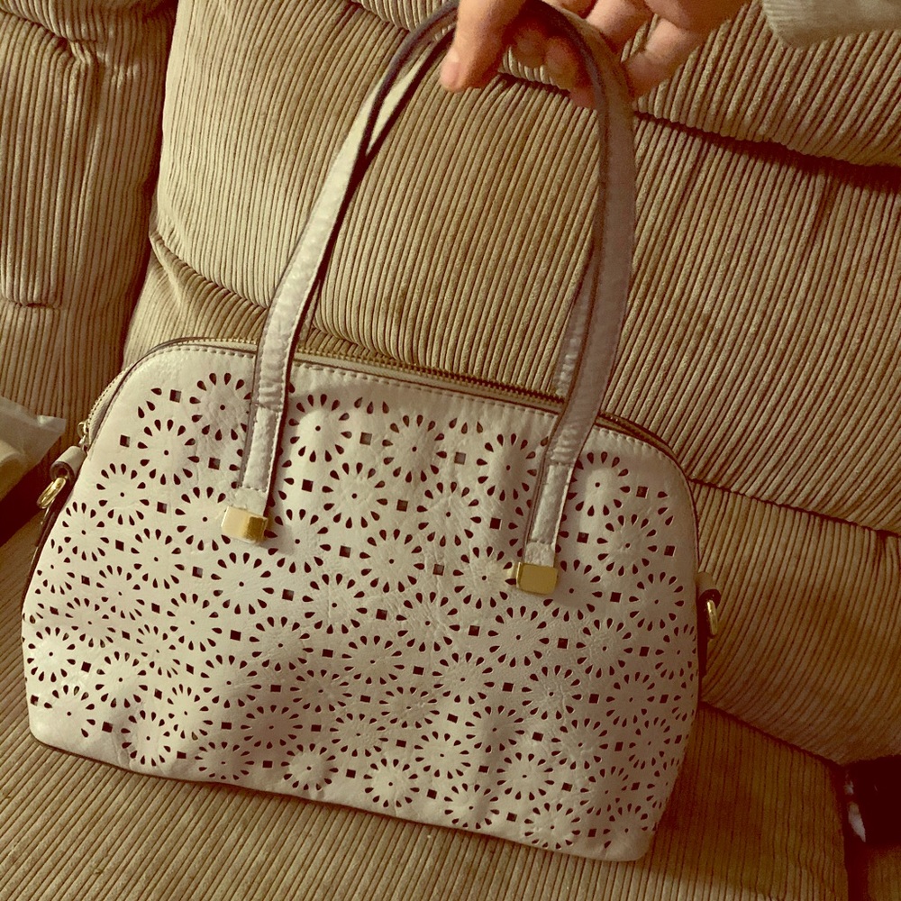 Hand bag